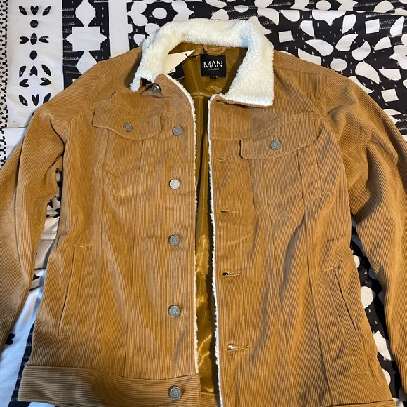 Brand new jacket (NEW) - Picture 2 of 3